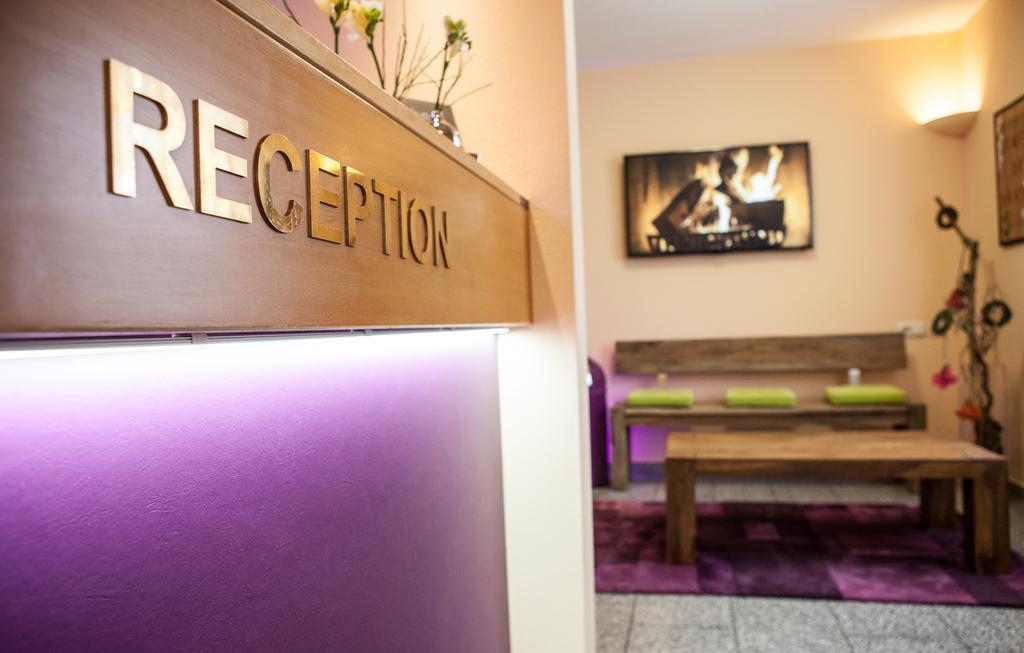 Hotel Am Ostpark ノイビーベルク エクステリア 写真